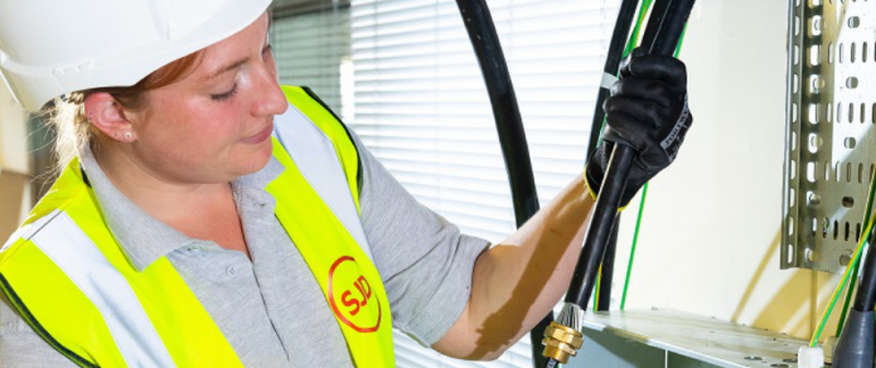 File:ECA SJD-apprentice 1000.jpg