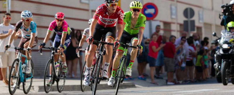 File:Cycle race 1000.jpg