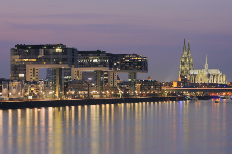 File:Item 23476 Cologne Skyline.png