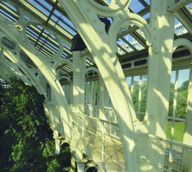 File:The Temperate House before work started.jpg