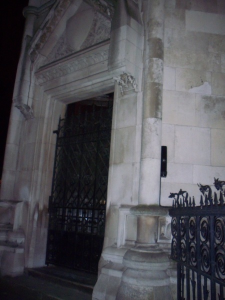 File:Stone doorway (3).JPG