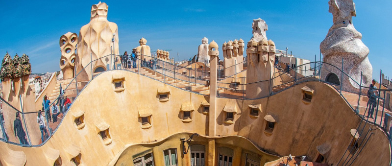 File:Gaudi (249195039) 1000.jpg