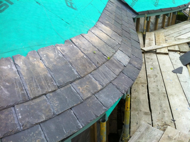 File:First slates straight to curved.JPG