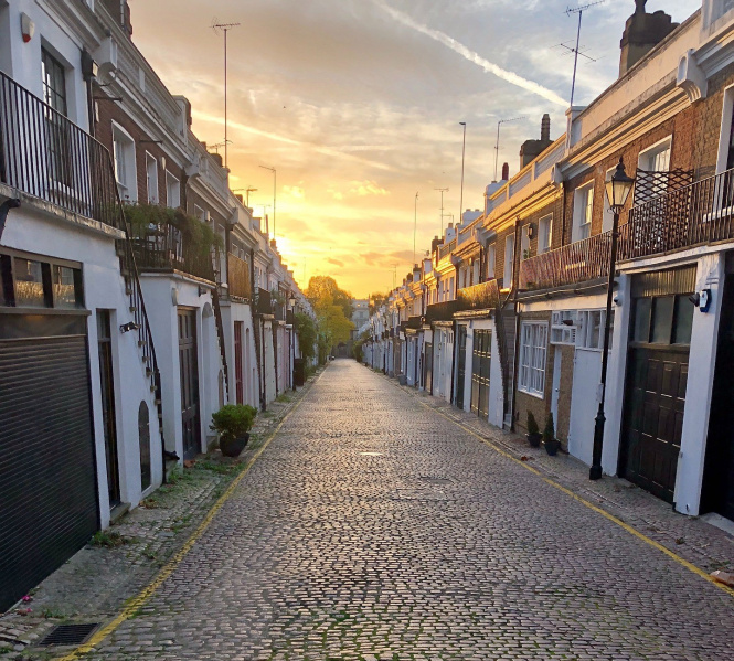 File:Mews.jpg