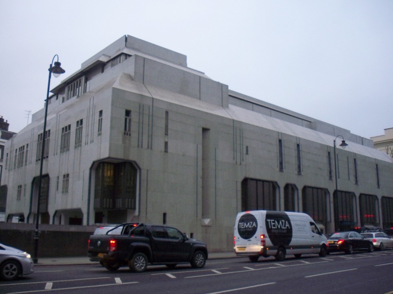 File:Ismali centre (2).JPG