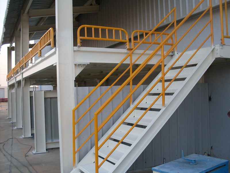 File:Mezzanine-floor-2.jpg