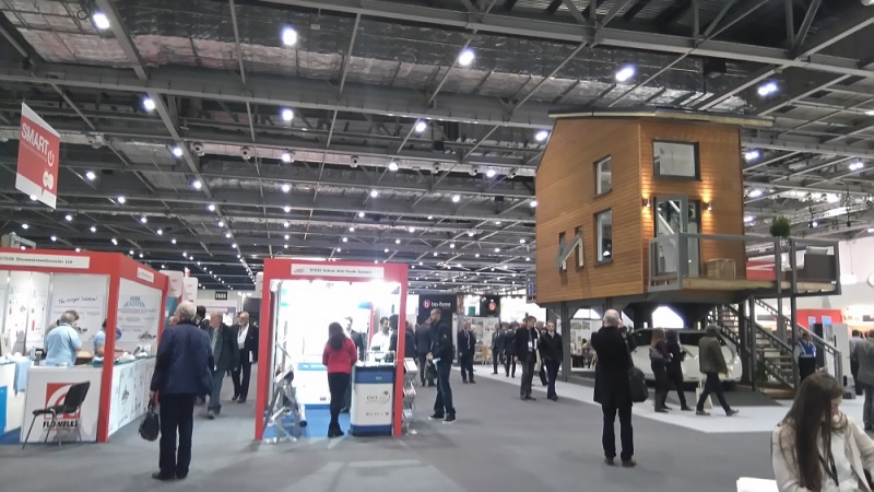 File:Ecobuild2(resized).jpg