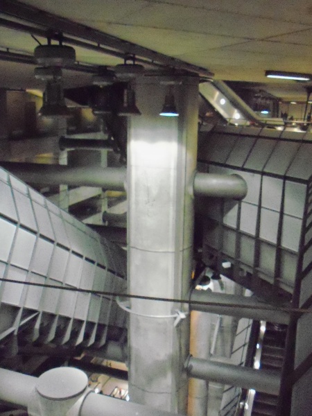 File:Westminster tube station (1).JPG