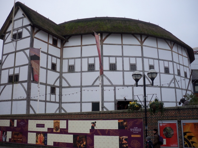 File:Globe theatre (4).JPG