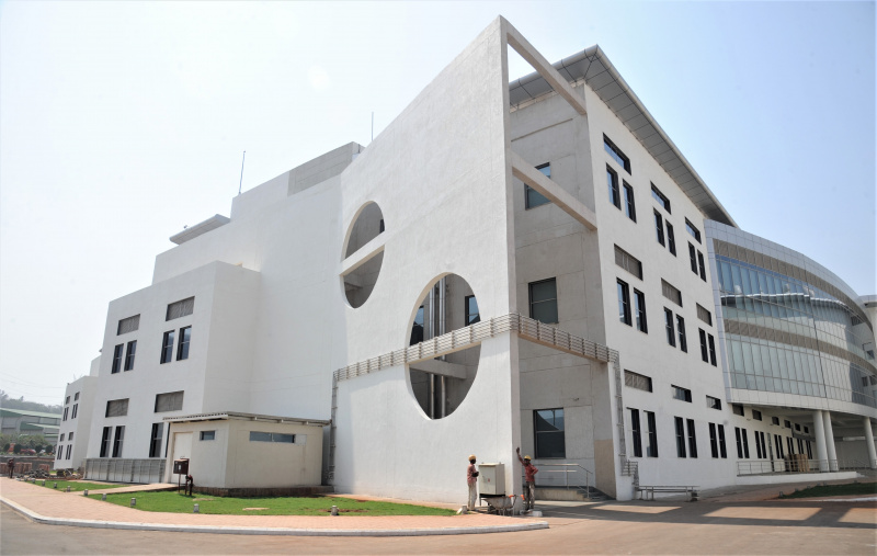 File:Reliance Technology Group Exterior.jpg