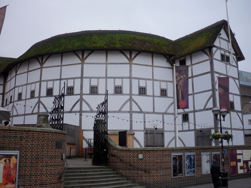 File:Globe theatre (7).JPG