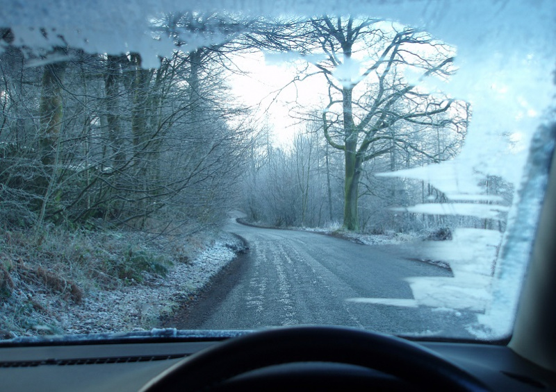 File:Snowy-road.jpg