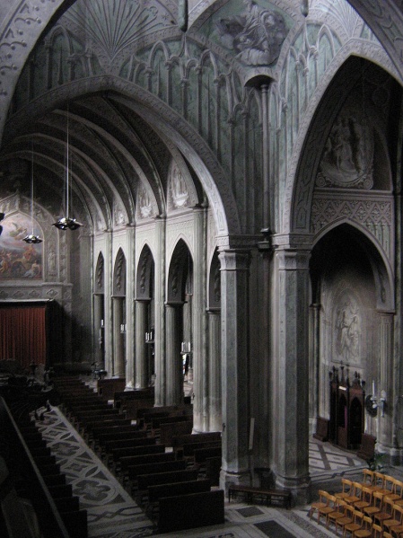 File:BiellaDuomo.jpg