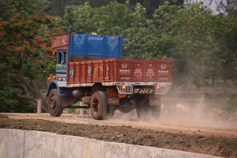 File:ConstructionLorry.jpg