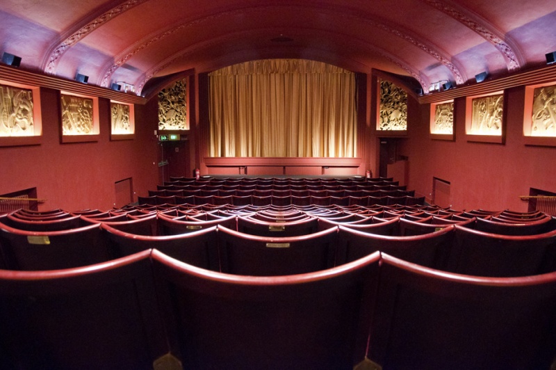 File:Phoenix auditorium.jpg