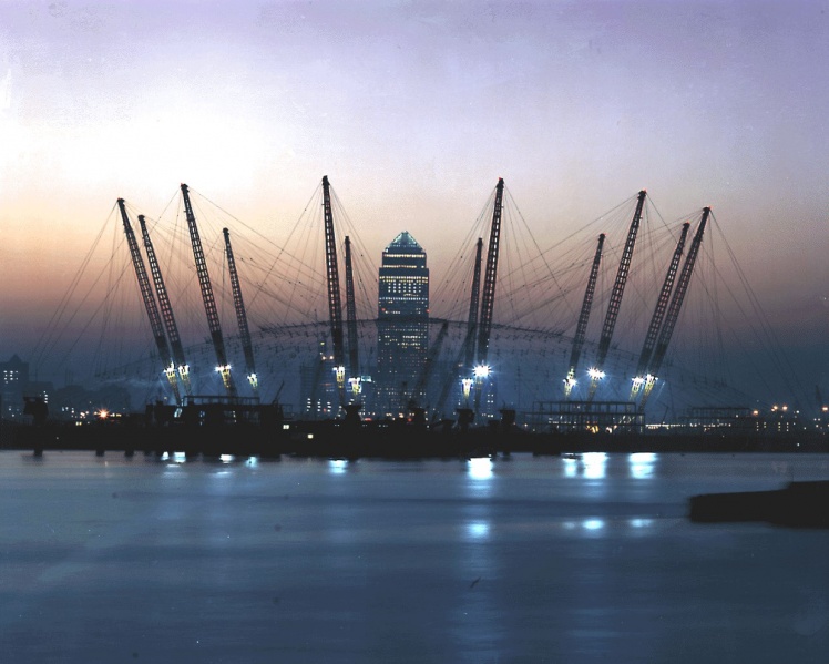 File:Millennium Dome cable net.jpg