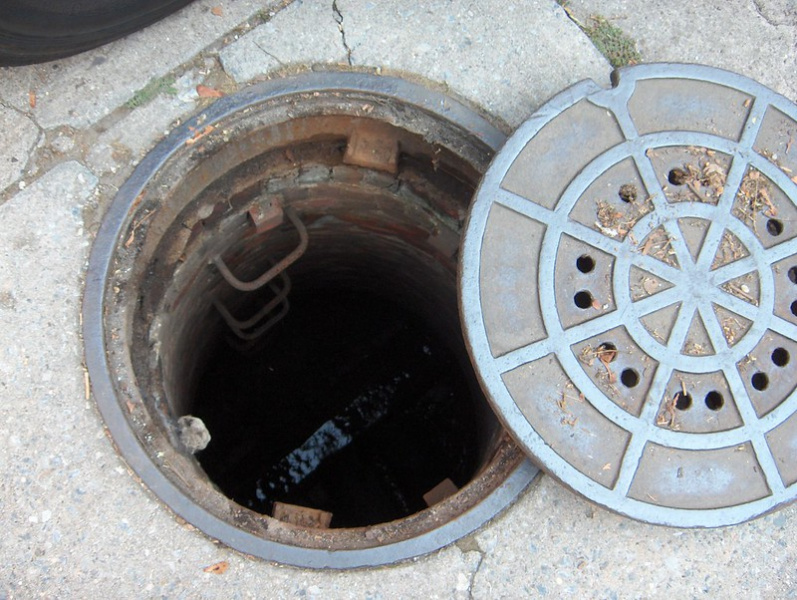 File:ManholeAssetLibrary.jpg