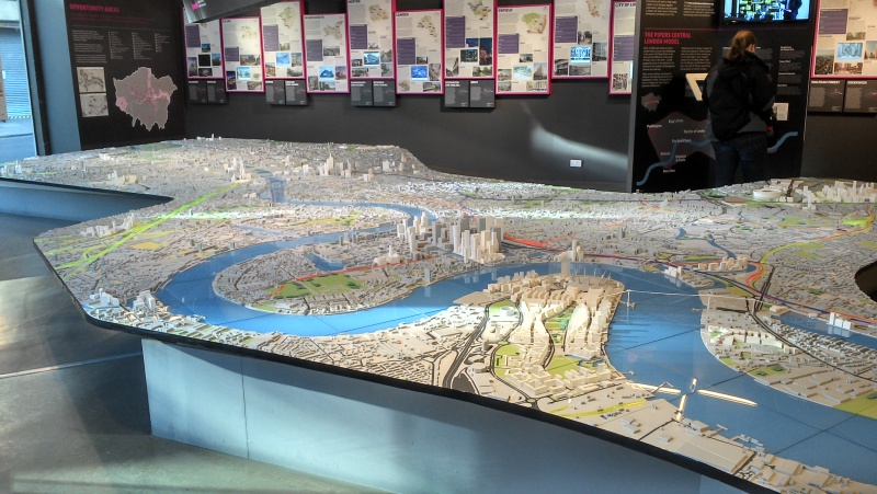 File:London model 3.jpg