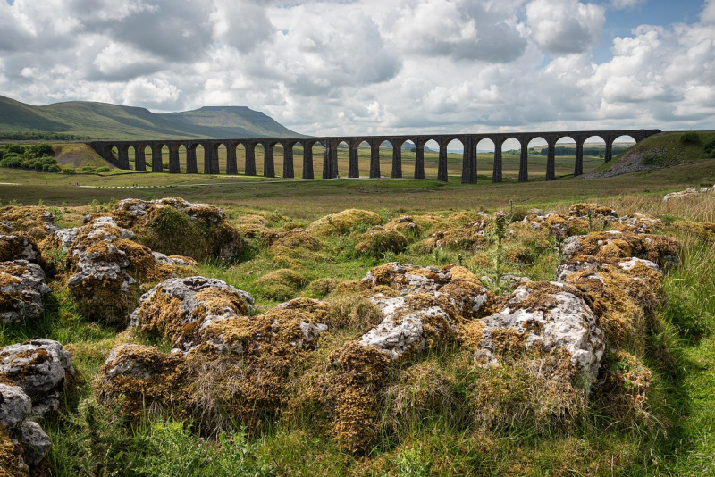 File:Ribblehead-viaduct-6394564 1280.jpg