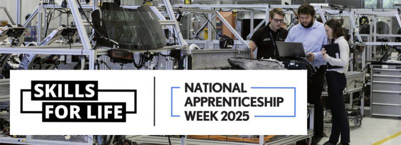 File:Electrical engineer and NAW 1000.jpg