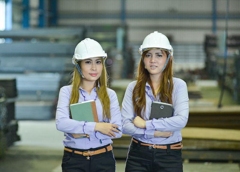 File:WomeninengineeringWES.jpg