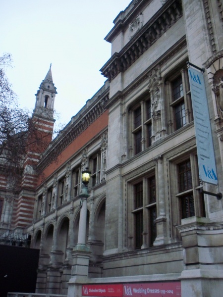 File:V&A Museum.JPG