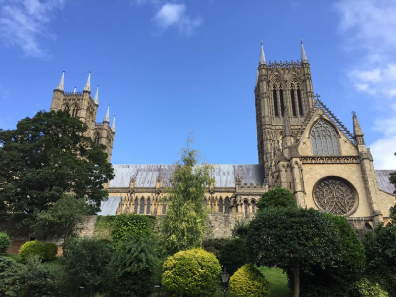 File:LincolnCathedral.jpg