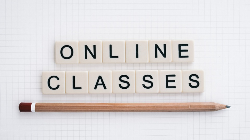 File:OnlineClasses.jpg