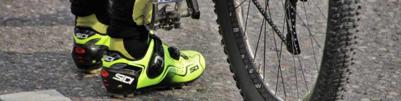 File:Cycle wheel foot 1000.jpg