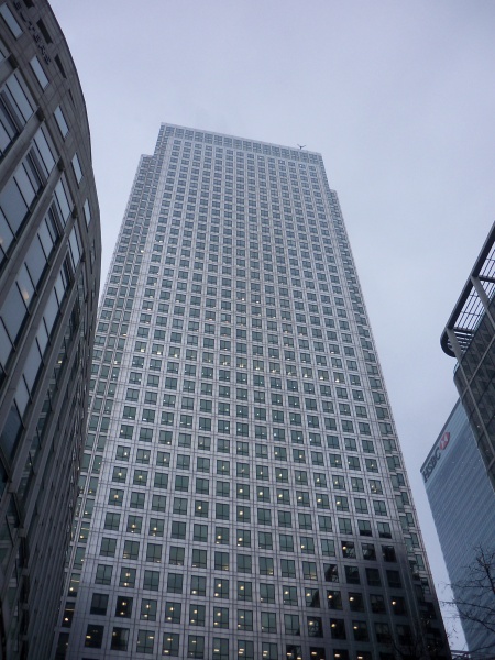 File:Canary wharf.JPG